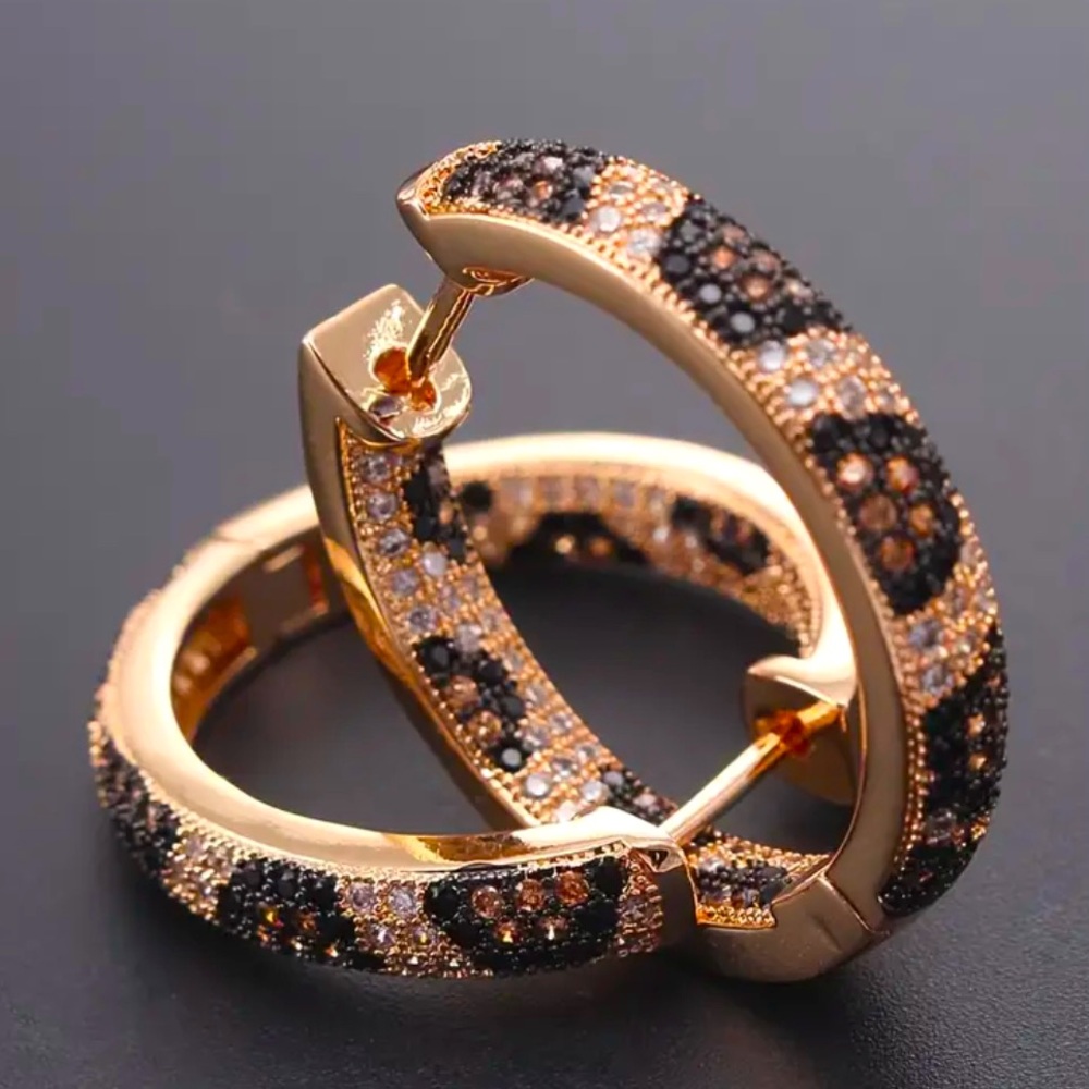 Luxury Three-Row Zirconia Leopard Print Hoop Earrings